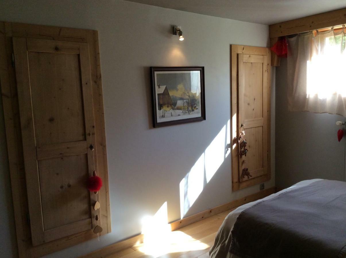 Les Fourgs Au Charnet Bed & Breakfast エクステリア 写真