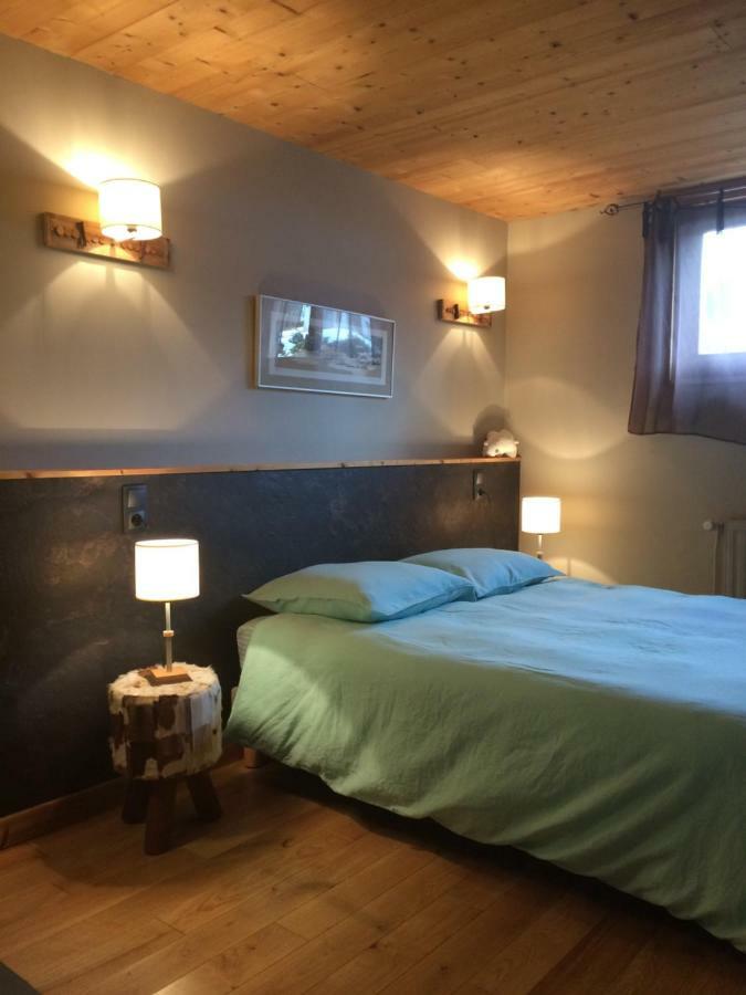 Les Fourgs Au Charnet Bed & Breakfast エクステリア 写真
